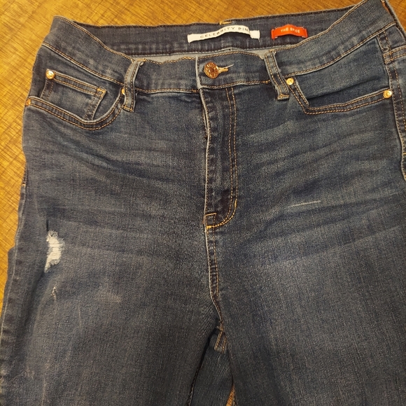 Celebrity Pink the Spice Jean 13/31 high rise ankle skinny with booty lift - Picture 2 of 9